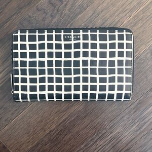 Coach Monochrome Grid Pattern Wallet